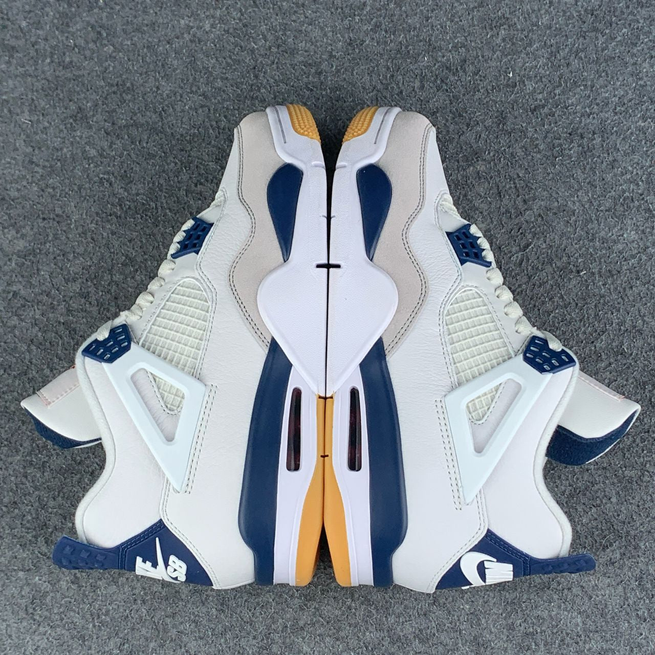 Nike SB x Air Jordan 4 Retro SP 'Navy