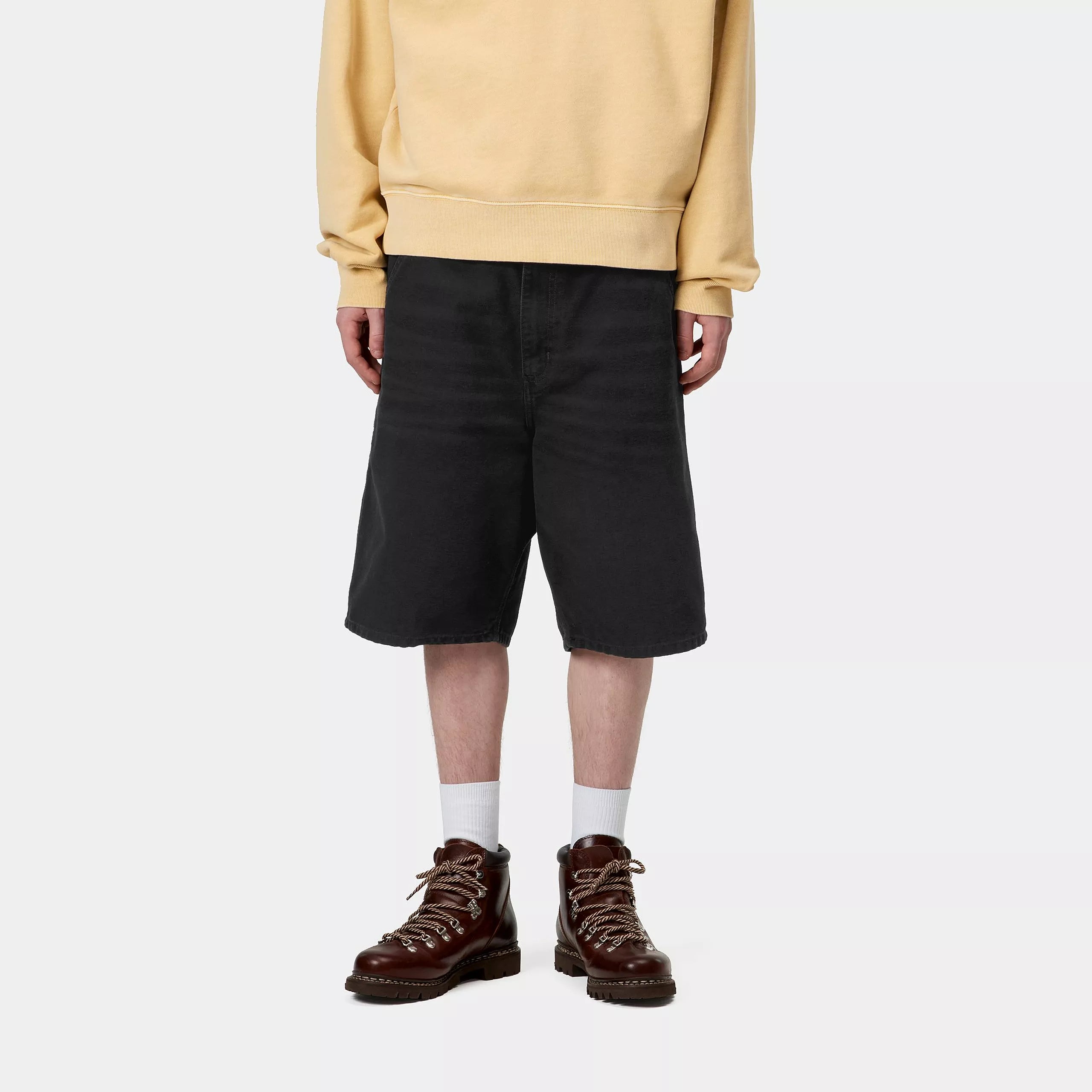 Single Knee Short